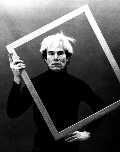 un jour… http://87.98.222.182/0/00/35/40/portraits2/andy-warhol.jpg
