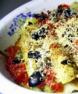 Fenouil gratiné aux tomates et aux olives
