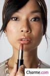 Une belle asiatique perdue en France