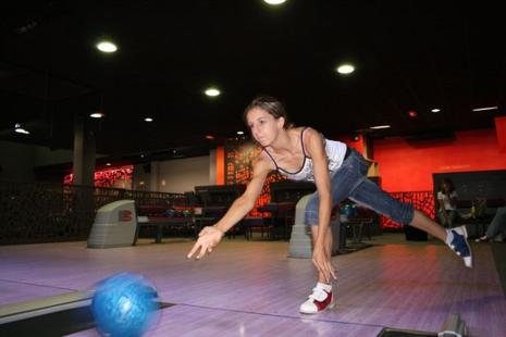 Les dix pistes du bowling ont été équipées d\'un système de réduction du bruit. Coût : 400 000 €. Les dix pistes du bowling ont été équipées d\'un système de réduction du bruit. Coût : 400 000 €.