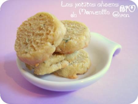 Sablés au crottin de Chavignol pour trinquer à notre nouvelle maison Sablés au crottin de Chavignol pour trinquer à notre nouvelle maison