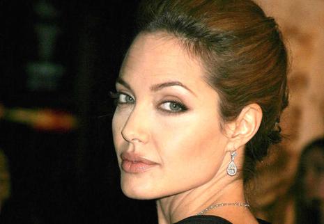 Angelina Jolie prochainement dans un film français ?