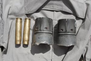 Restes de roquette russes S-8 90mm et de munitions pour canon  23x115mm produits à Novossibirsk