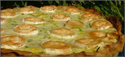 Tarte courgettes & chèvre, pâte croustillante au fromage blanc & noix