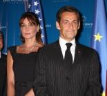 Ah, les longs discours : Nicolas Sarkozy et Carla Bruni semblent trouver le temps long
