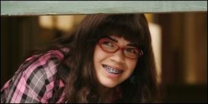 ub-250908 Ugly Betty
