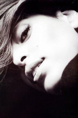 Eva Mendes à la une d’Elle Magazine !