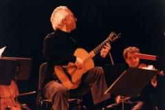 Aux internationales de la guitare à montpellier john w.jpg