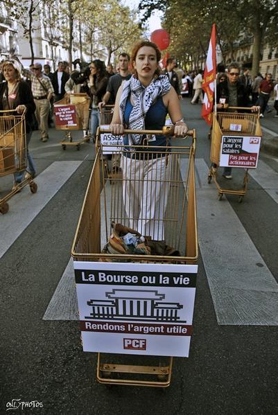 Manifestation à Paris pour le pouvoir d'achat à l'appel du PCF