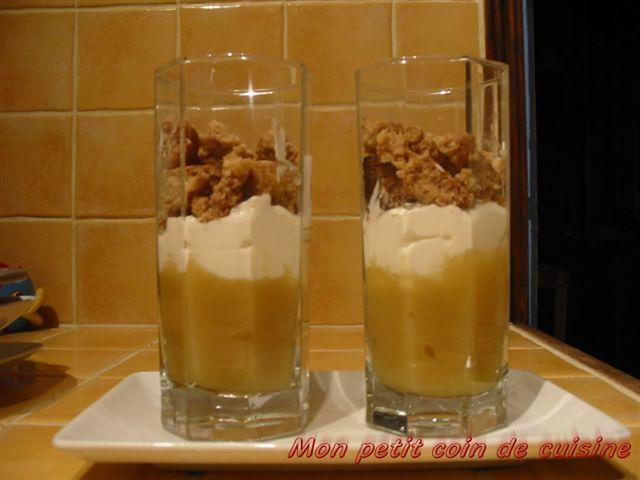 Desserts Verrine aux pommes et fromage blanc