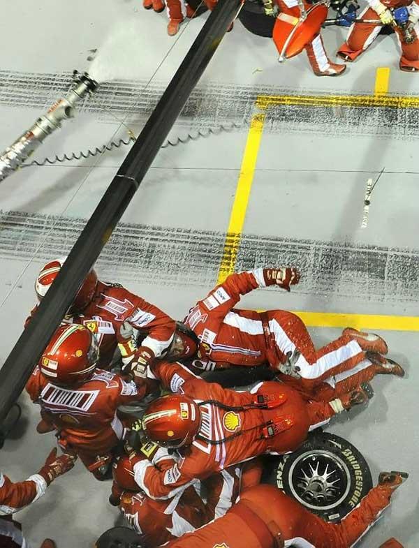 L’incident de Felipe Massa au stand Ferrari à Singapour