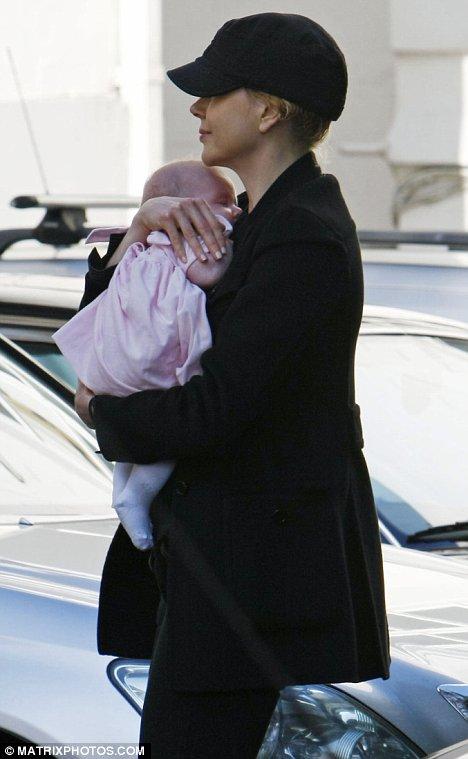 Nicole Kidman montre sa fille Sunday Rose