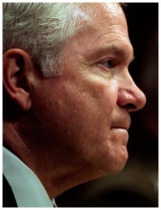 Le Pentagone voudrait plus d’argent pour survivre gates2.jpg