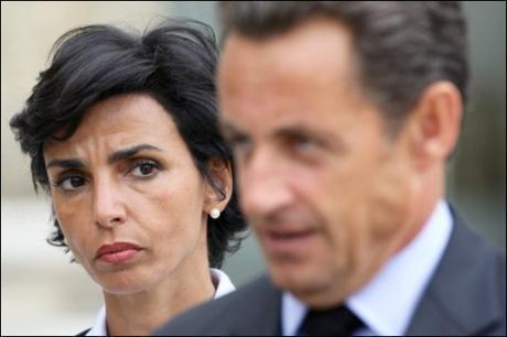 L'enfant du miracle ou Bernard Laporte devrait-il la fermer ? photo-rachida-dati-sarkozy-relation-amoureuse.JPG