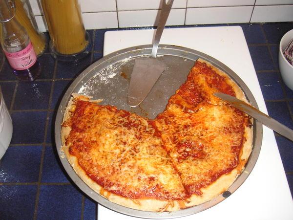 Pizza tomate fromage pour les enfants