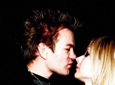 Rien ne va entre Avril Lavigne et son mari !