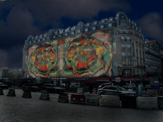 Missing Artiste en bâtiment, Pierrick Sorin, Projection sur la façade de lhôtel Terminus Est.