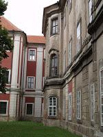 Ailleurs: La prodigieuse abbaye de Plasy Ailleurs: La prodigieuse abbaye de Plasy