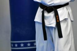 Une grand-mère ceinture noire de karaté à 73 ans karaté