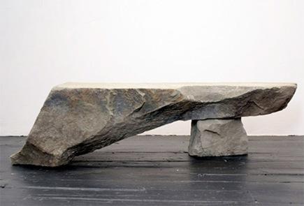 Un fauteuil dur comme un rock... max-lamb-stone5
