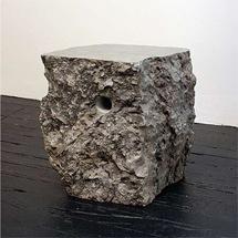 Un fauteuil dur comme un rock... max-lamb-stone12
