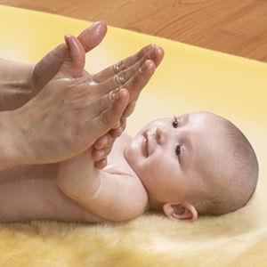 Massage chérubien massage_mains