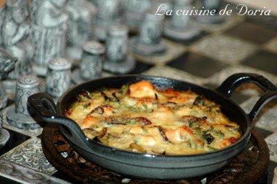 Gratin de saumon aux courgettes et oignon rouge // Vin blanc Doria // Auxerre