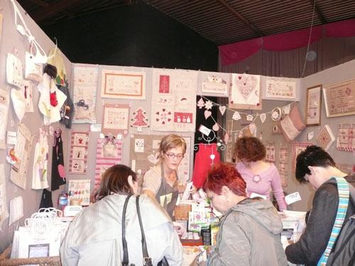 Bilan du salon des loisirs créatifs de Cergy et photos des ateliers ! Le stand BoutiCréa au salon des loisirs créatifs de Cergy