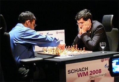 Flash Info: quatrième partie nulle Le championnat du monde d'échecs 2008 à Bonn