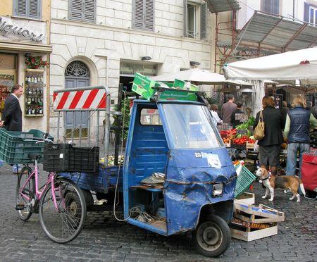 Mamina à Rome, part 2 AUTO_BLEUE