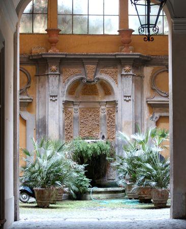 Mamina à Rome, part 3 COUR