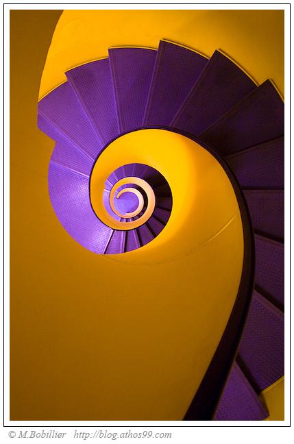 spirale, escalier colimaçon parking de l'étoile Spirale infernale