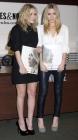 Mary Kate et Ashley Olsen présentent leur livre : 