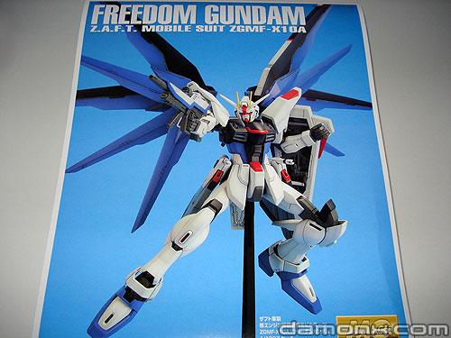 Montage MG ZGMF-X10A Freedom Gundam - Partie 1