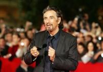 Al Pacino fait son show sur le tapis rouge -Photos- Ce sera sans lunettes finalement...