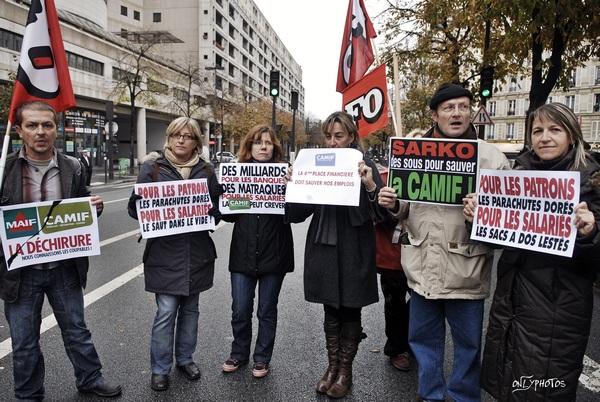 Manifestation des employés de la CAMIF en présence de Ségolène Royal.
