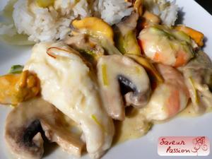 Blanquette de lotte, crevettes et moules au safran Blanquette de lotte, crevettes et moules au safran