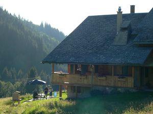 Elle a eu 50 ans. (vécu de MBBS) P1100590