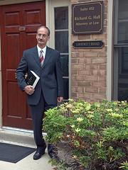 Avez-vous relu vos conditions de vente ? Lawrence T. Brooke, Esq, 703-772-3076 Fairfax Arlington Alexandria Virginia Law