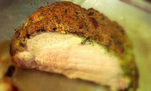 Le cochon pudique drapé dans sa croûte d’herbes fraîches DSC01396.JPG