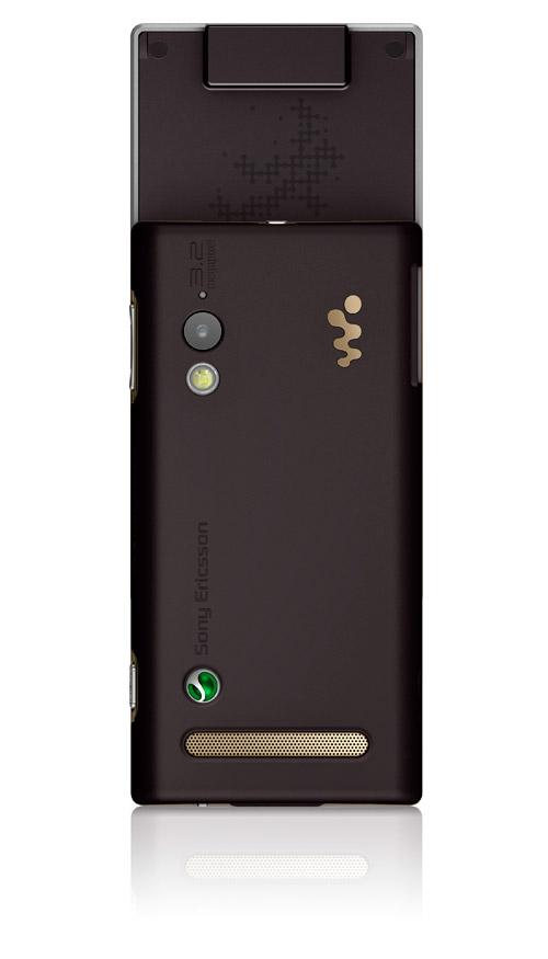 Sony Ericsson W705 back