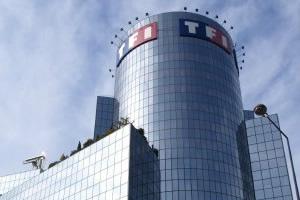 Pour sauver son 20 h, TF1 s'attaque à Canal+ : supprimer Denisot en clair