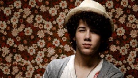 Le look de la semaine : Nick des Jonas Brothers Le look de la semaine : Nick des Jonas Brothers