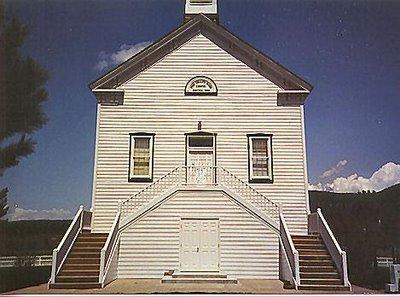 Une brève esquisse de la vie d'Ebenezer Bryce Pine Valley Chapel - Construit par Ebenezer Bryce comme un bateau renversé