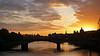 Levé de soleil sur la Seine et le pont du Carrousel