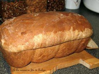 Pain Allemand aux Fruits et aux Noix