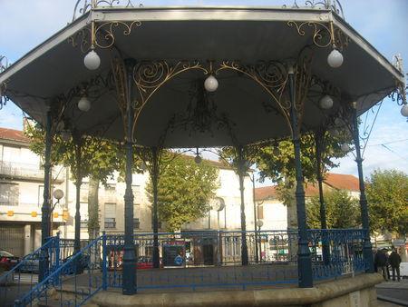 Passage Eclair à Vic Fezensac ... IMG_7207