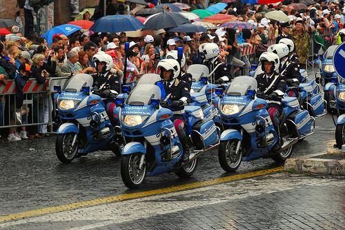 Festa della Repubblica 2 Giugno 2008 Roma moto BMW Polizia