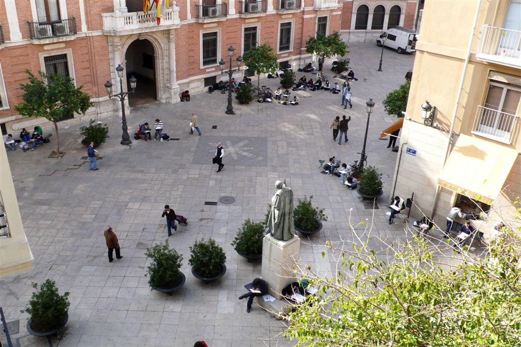 Il vous faut un dessein? l1010984.1228340869.JPG