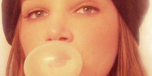 Bubble gum fetish Bubble gum fetish
